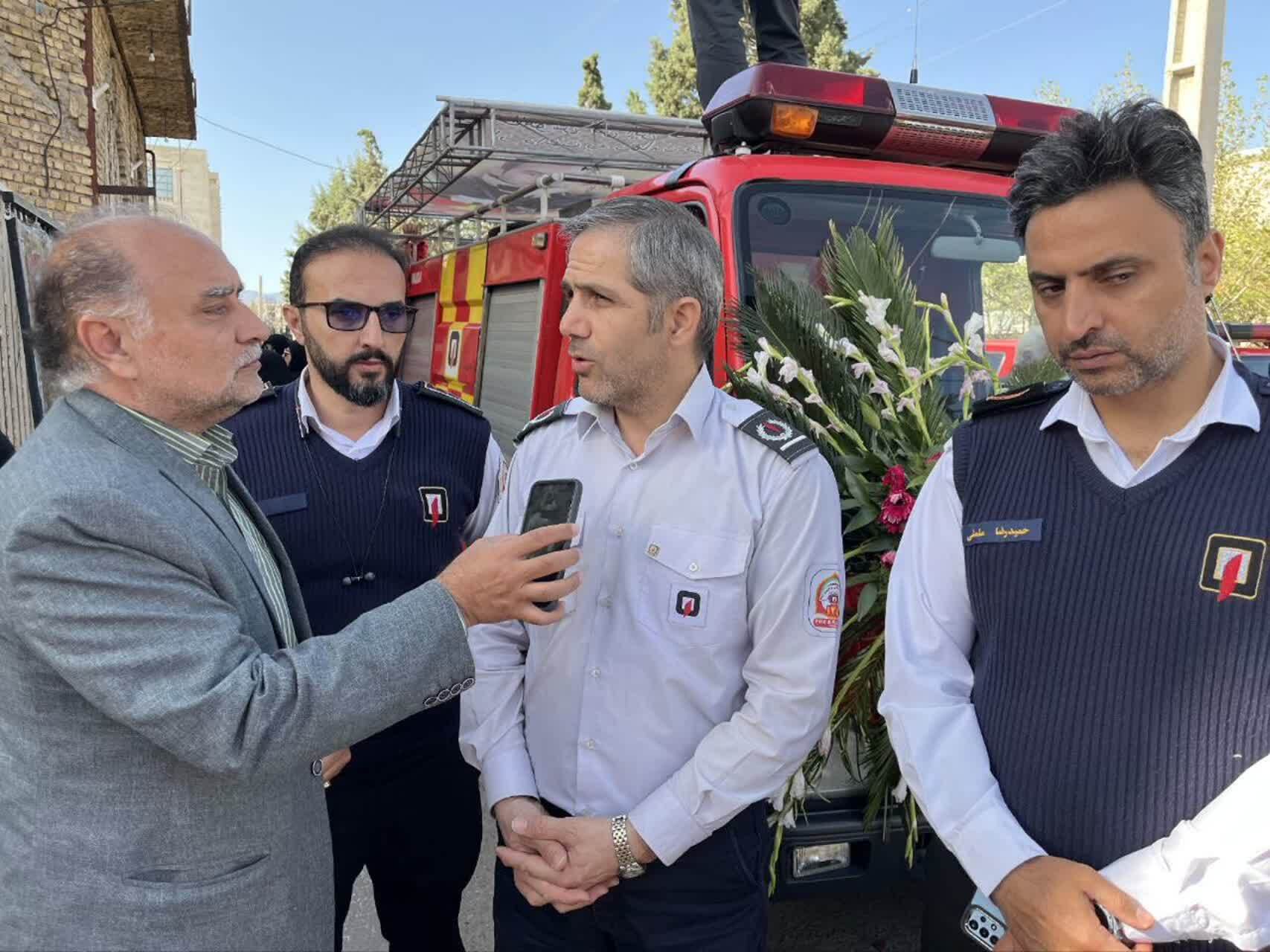 «شهید خدمت» حداقل پاداش آتش نشانان جان باخته در ماموریت «شهید خدمت» حداقل پاداش آتش نشانان جان باخته در ماموریت