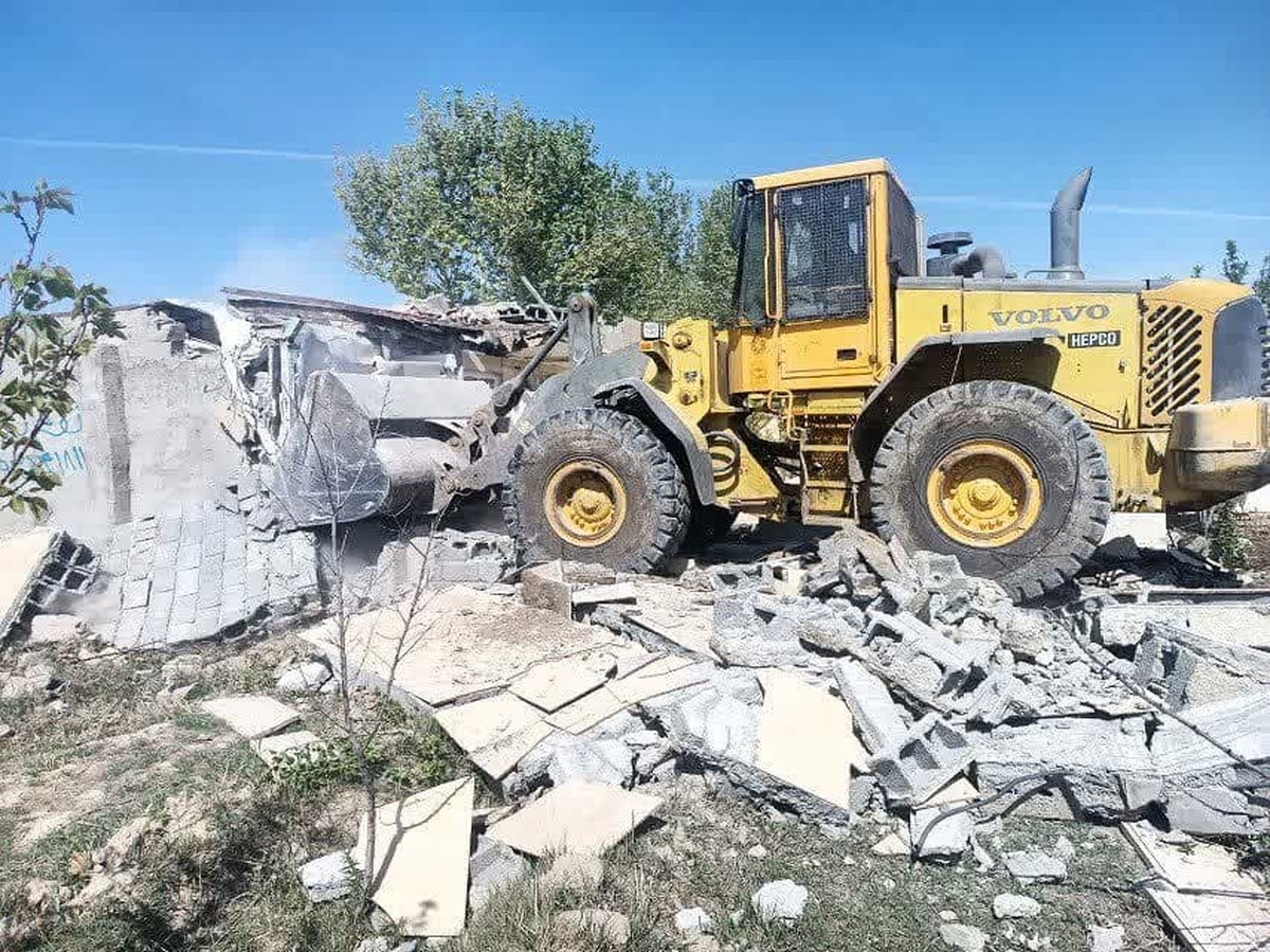 تخریب ۳۰ مورد دیوارکشی و احداث بنای غیرمجاز در ملارد