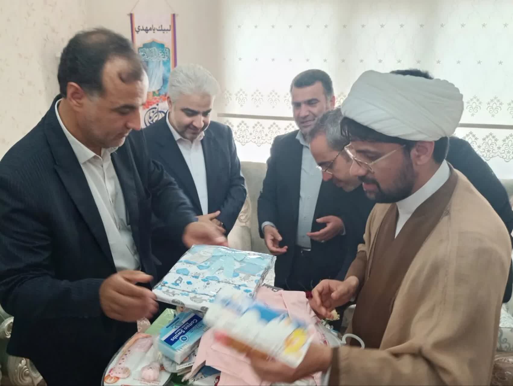 چشم امید پدر 4 قلوهای محمدیه به همت مسئولان 