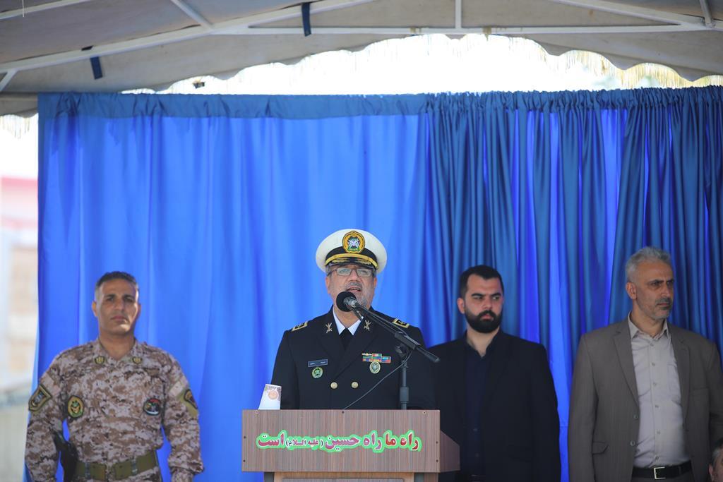 مراسم رژه نیروهای مسلح با حضور استاندار گیلان در رشت برگزار شد مراسم رژه نیروهای مسلح با حضور استاندار گیلان در رشت برگزار شد