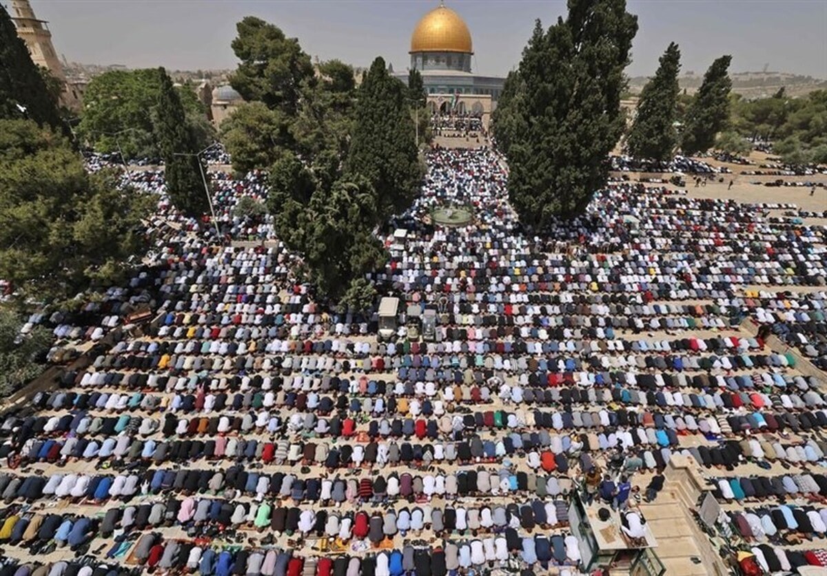 نماز جمعه ۱۲۰ هزار نفری در مسجد الاقصی