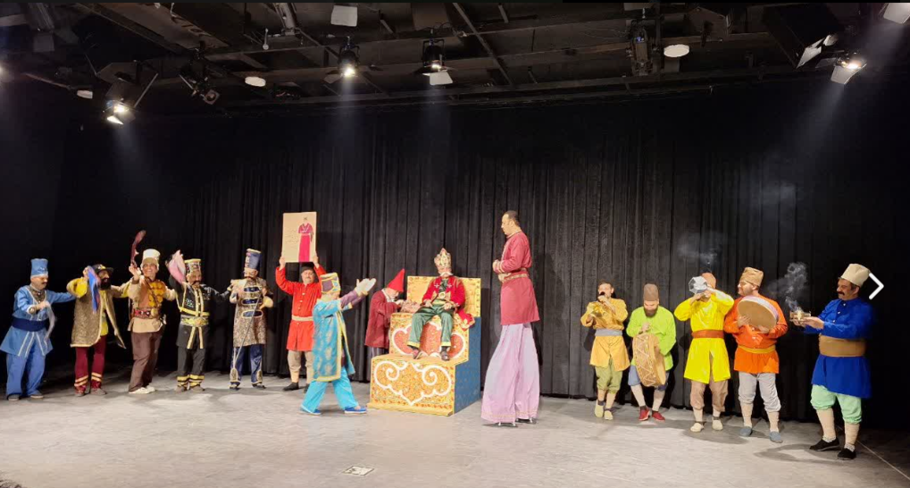 «نمایش «باد شاه» طنزی فاخر از هنرمندان توانمند قزوین