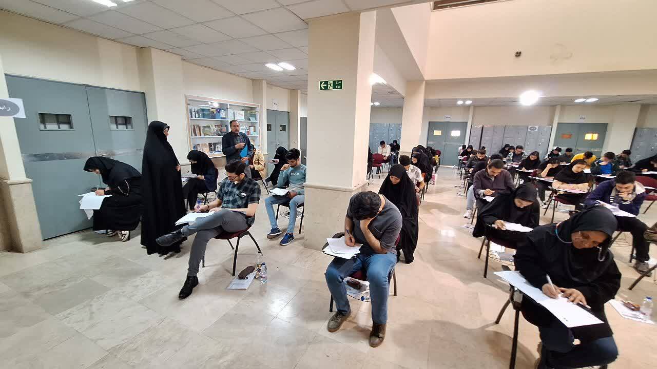 آزمون آلمپیاد دانشجویی استعدادهای درخشان در قزوین برگزار شد 