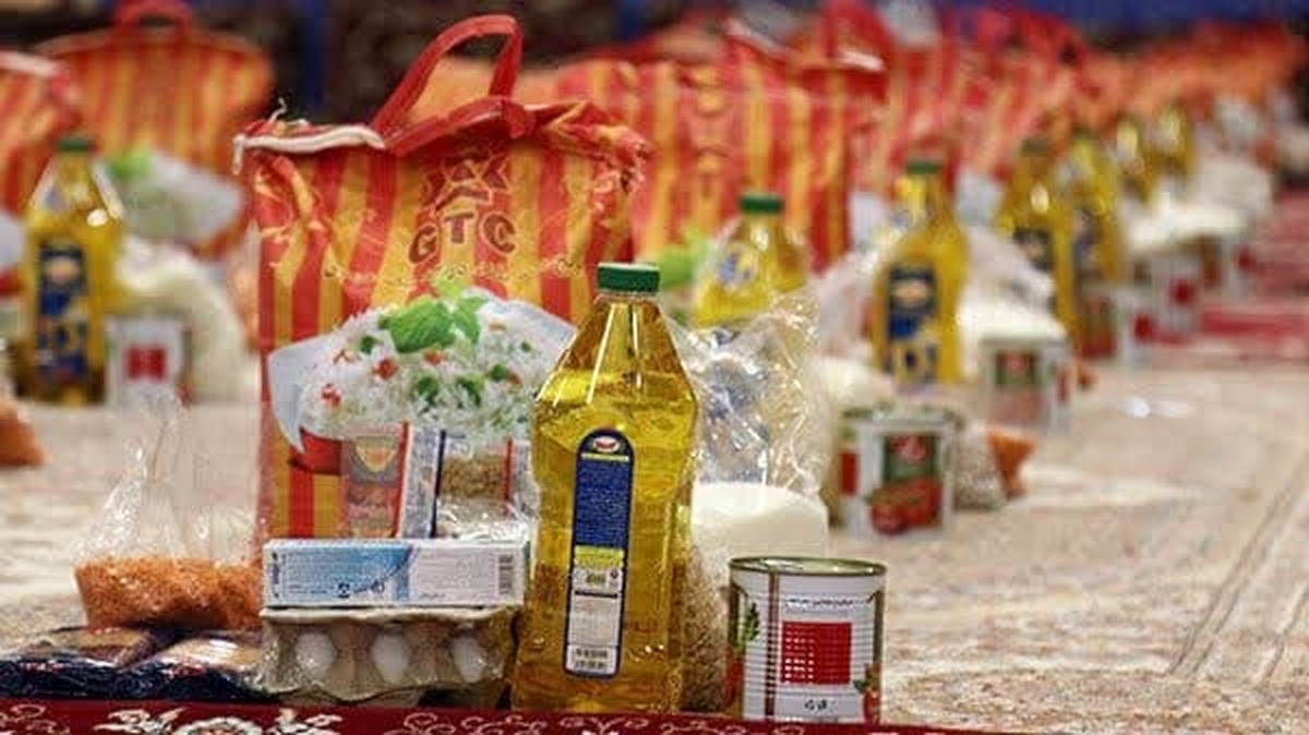 توزیع ۶۰۰ بسته معیشتی رضوی در ماه رمضان
