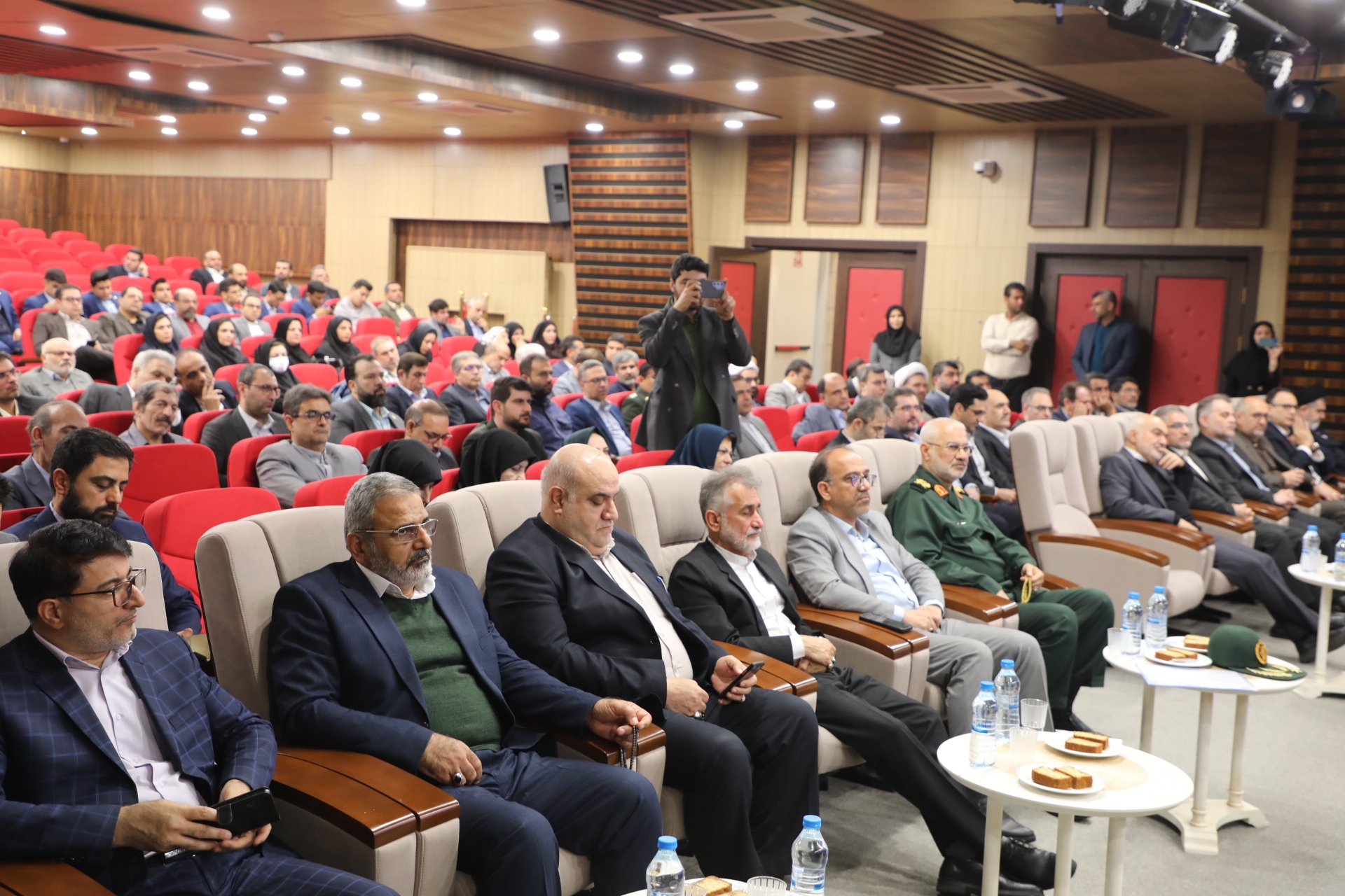 رییس سازمان پزشکی قانونی کشور: بررسی سالانه ۱۲ هزار پرونده سقط جنین / سالانه یکصد هزار پرونده در پزشکی قانونی خوزستان بررسی میشود رییس سازمان پزشکی قانونی کشور: بررسی سالانه ۱۲ هزار پرونده سقط جنین / سالانه یکصد هزار پرونده در پزشکی قانونی خوزستان بررسی میشود