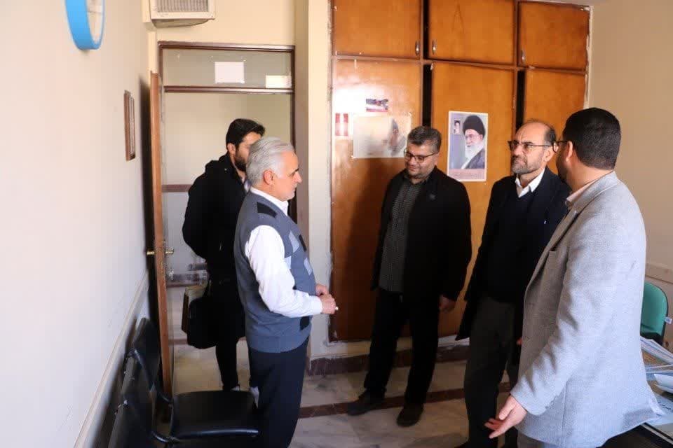 بازدید فرماندار شهرستان بوئین زهرا از اداره کمیته امداد امام خمینی (ره) شهرستان بازدید فرماندار شهرستان بوئین زهرا از اداره کمیته امداد امام خمینی (ره) شهرستان