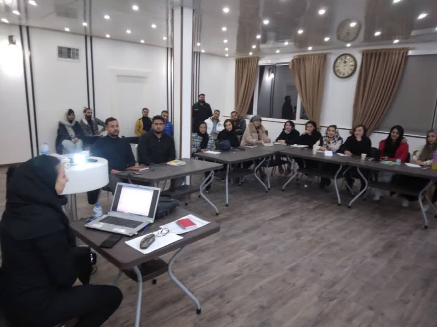 پایان دوره مربیگری درجه ۳ هیئت سوارکاری استان قزوین پایان دوره مربیگری درجه ۳ هیئت سوارکاری استان قزوین