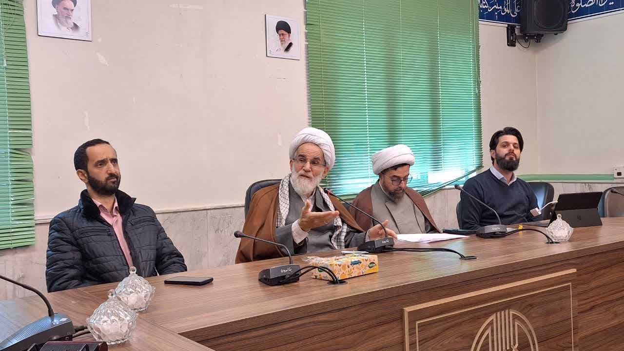 مراسم اعتکاف در روزهای ۱۳ و ۱۴ و ۱۵ ماه رجب در قزوین برگزار می شود