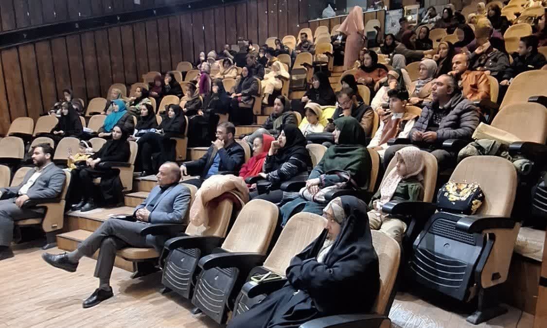 برگزیدگان مسابقات گویندگی، اجرا و سخنرانی در قزوین معرفی شدند