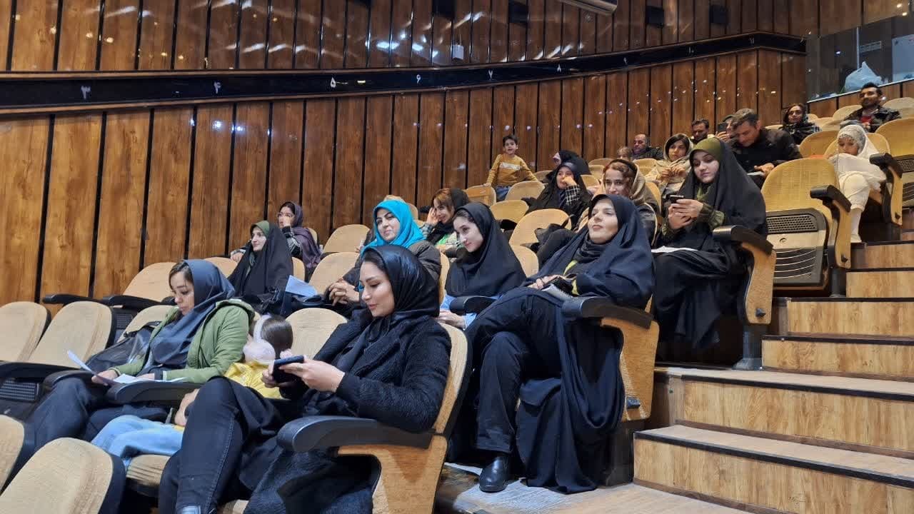 برگزیدگان مسابقات گویندگی، اجرا و سخنرانی در قزوین معرفی شدند