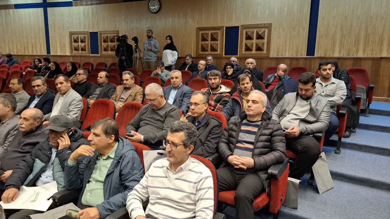 همایش توسعه و اقتصاد در قزوین برگزار شد همایش توسعه و اقتصاد در قزوین برگزار شد