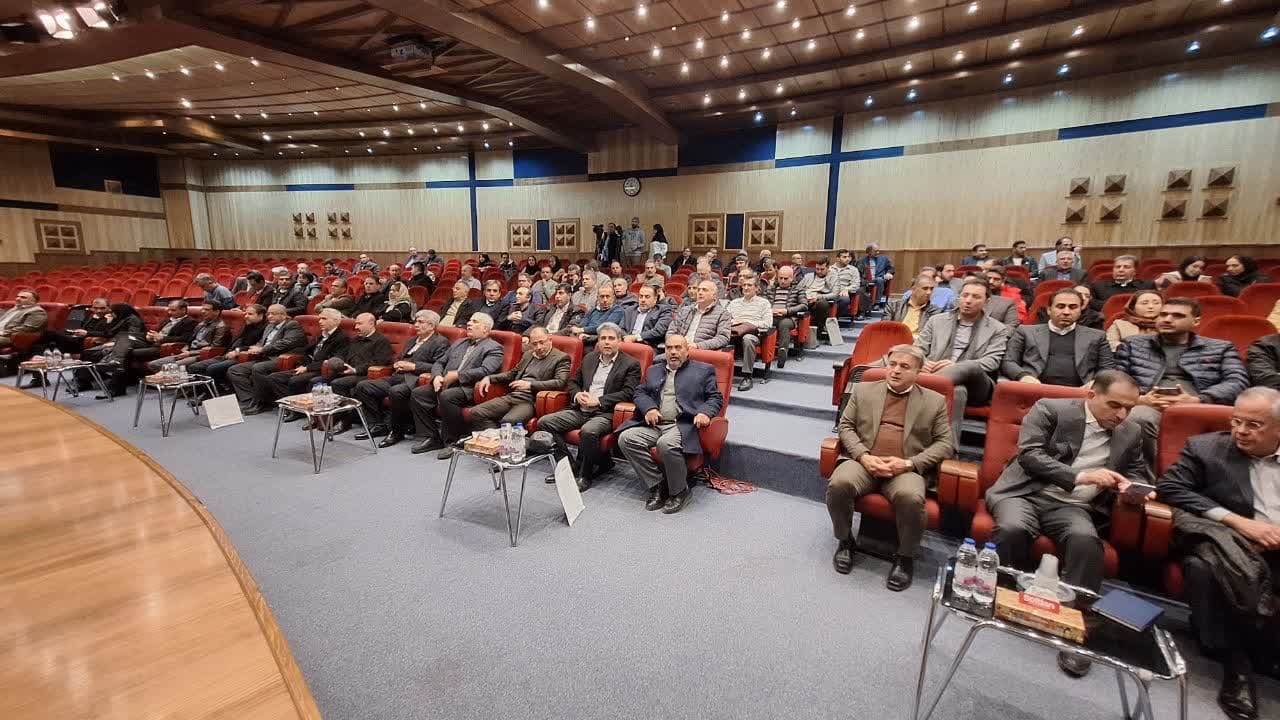 همایش توسعه و اقتصاد در قزوین برگزار شد همایش توسعه و اقتصاد در قزوین برگزار شد