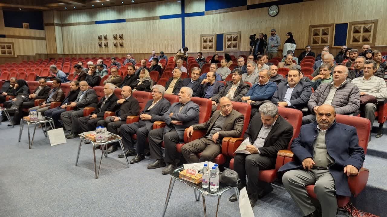 سریع القلم: رشد اقتصادی در گرو تعامل با جهان بین الملل و نگاه تخصصی در تصمیم گیریهاست