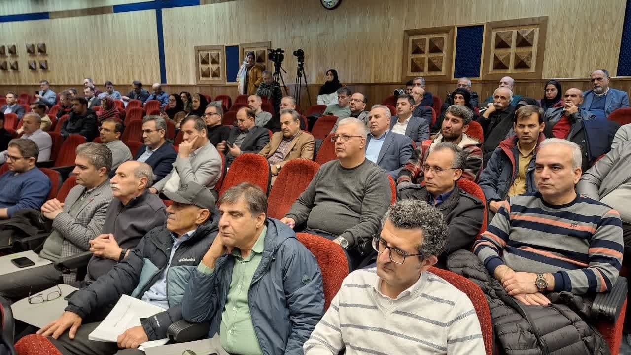 افزایش قیمت بنزین در شرایط کنونی زندگی اجاره نشین ها و افرادکم درآمد را سخت تر می کند