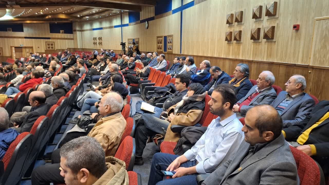 افزایش قیمت بنزین در شرایط کنونی زندگی اجاره نشین ها و افرادکم درآمد را سخت تر می کند