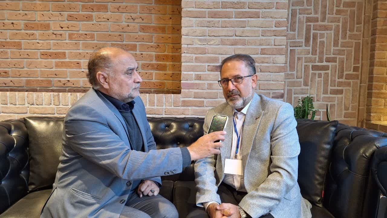 ظرفیت واگذاری سرویس FTTH به ۴۵۰۰ مشترک در شهرالوند مهیا شده است ظرفیت واگذاری سرویس FTTH به ۴۵۰۰ مشترک در شهرالوند مهیا شده است