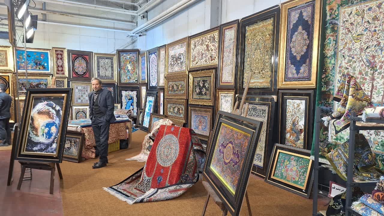 هیجدهمین نمایشگاه تخصصی فرش دستباف در قزوین میزبان بازدیدکنندگان هیجدهمین نمایشگاه تخصصی فرش دستباف در قزوین میزبان بازدیدکنندگان