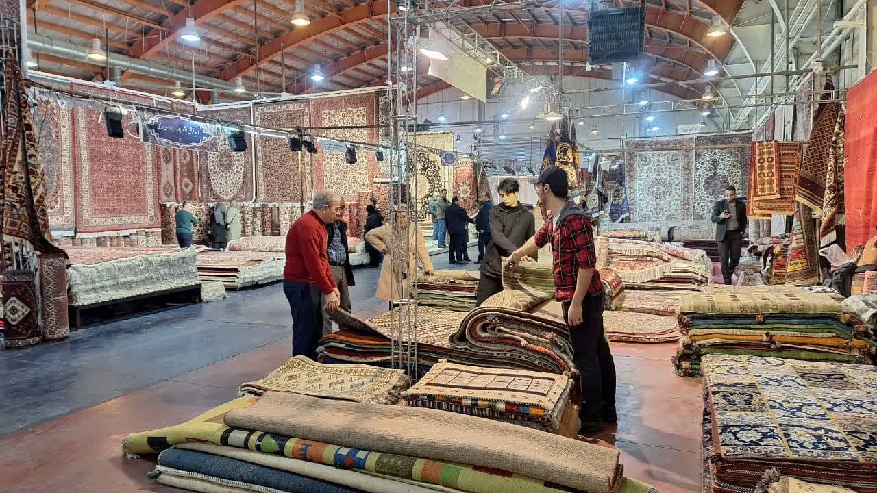هیجدهمین نمایشگاه تخصصی فرش دستباف در قزوین میزبان بازدیدکنندگان هیجدهمین نمایشگاه تخصصی فرش دستباف در قزوین میزبان بازدیدکنندگان