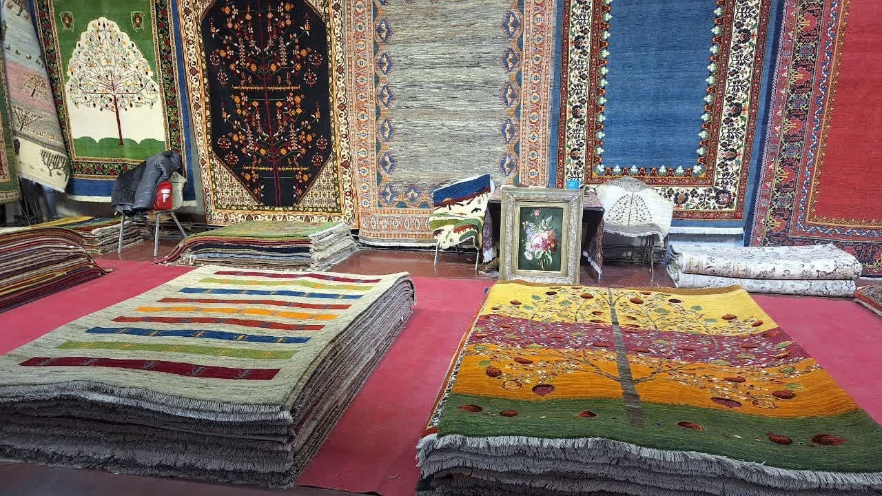 هیجدهمین نمایشگاه تخصصی فرش دستباف در قزوین میزبان بازدیدکنندگان هیجدهمین نمایشگاه تخصصی فرش دستباف در قزوین میزبان بازدیدکنندگان