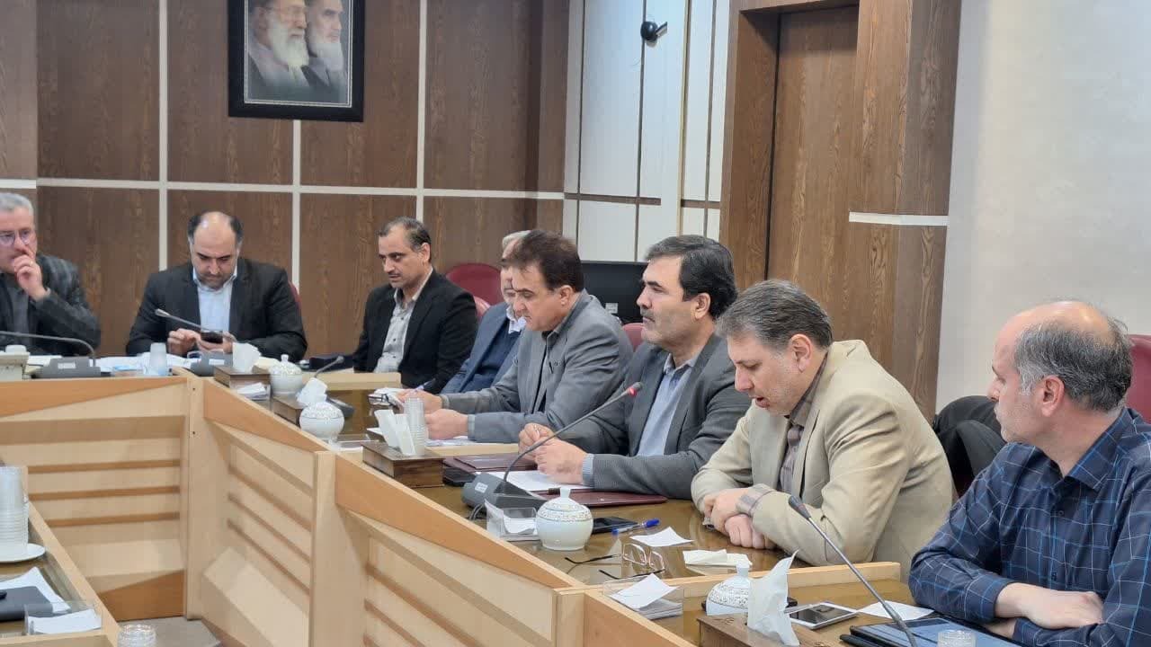 عزم مدیران قزوین برای همکاری با سرمایه گذاران حوزه انرژی های تجدیدپذیر عزم مدیران قزوین برای همکاری با سرمایه گذاران حوزه انرژی های تجدیدپذیر