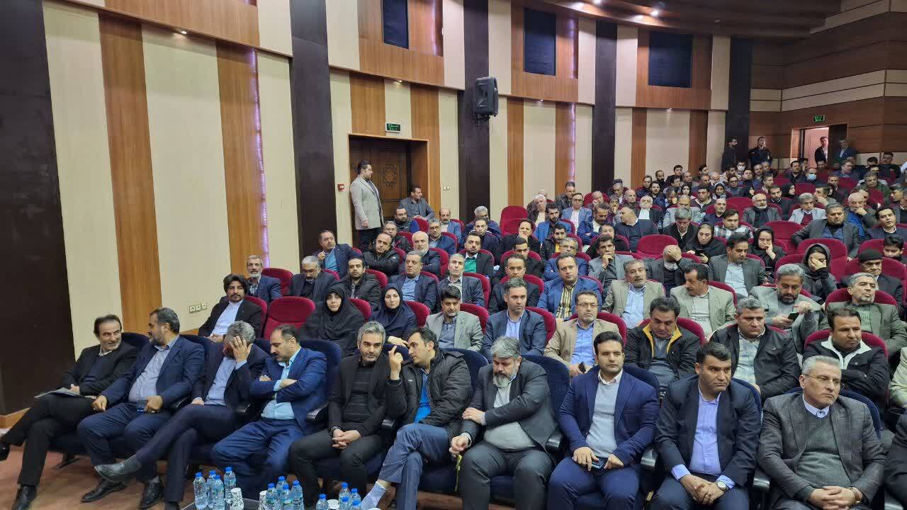 تلاش شبانه روزی و تحقق وفاق ملی در خدمت به مردم را سرلوحه کارم قرار می‌دهم