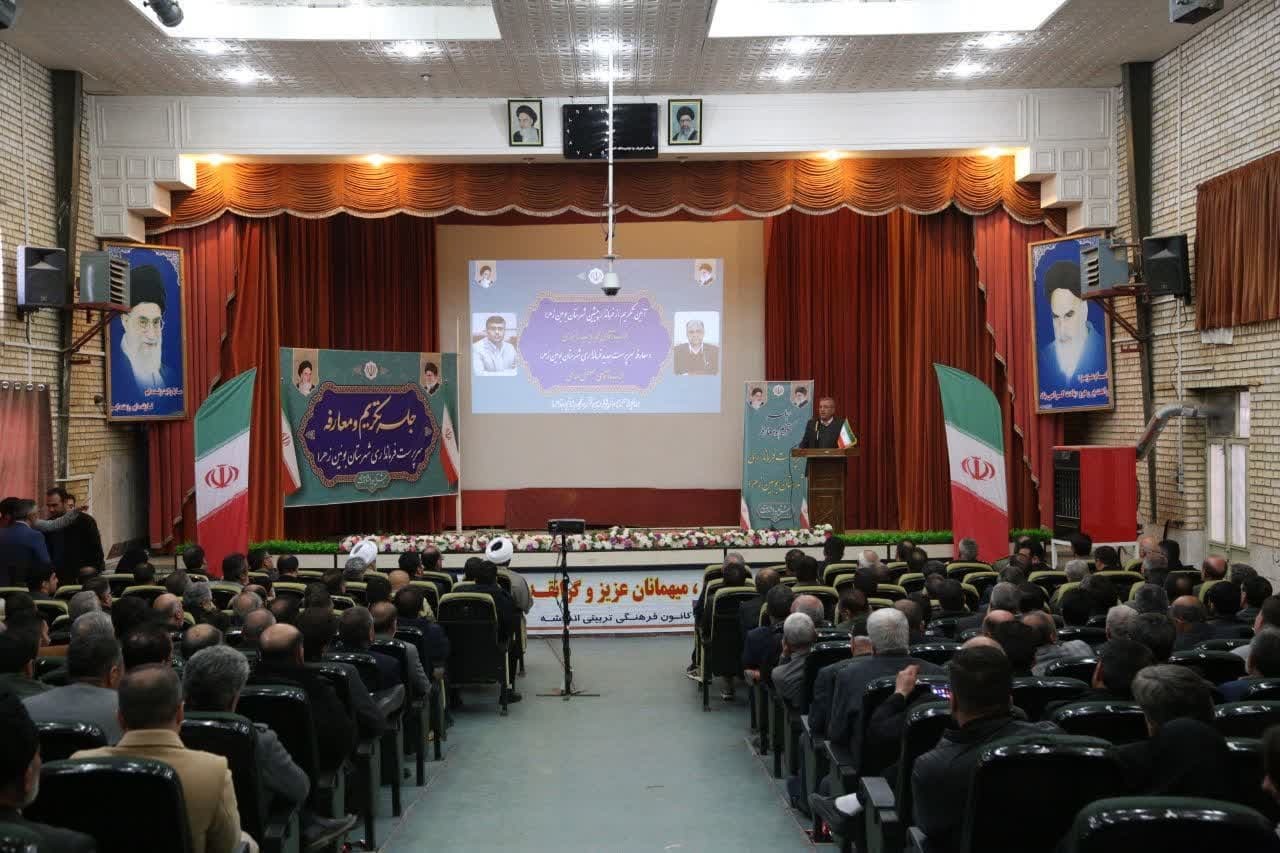 سیاسی کاری ممنوع/استفاده از نیرو‌های توانمند معتقد به رویکرد دولت در اولویت فرمانداران باشد