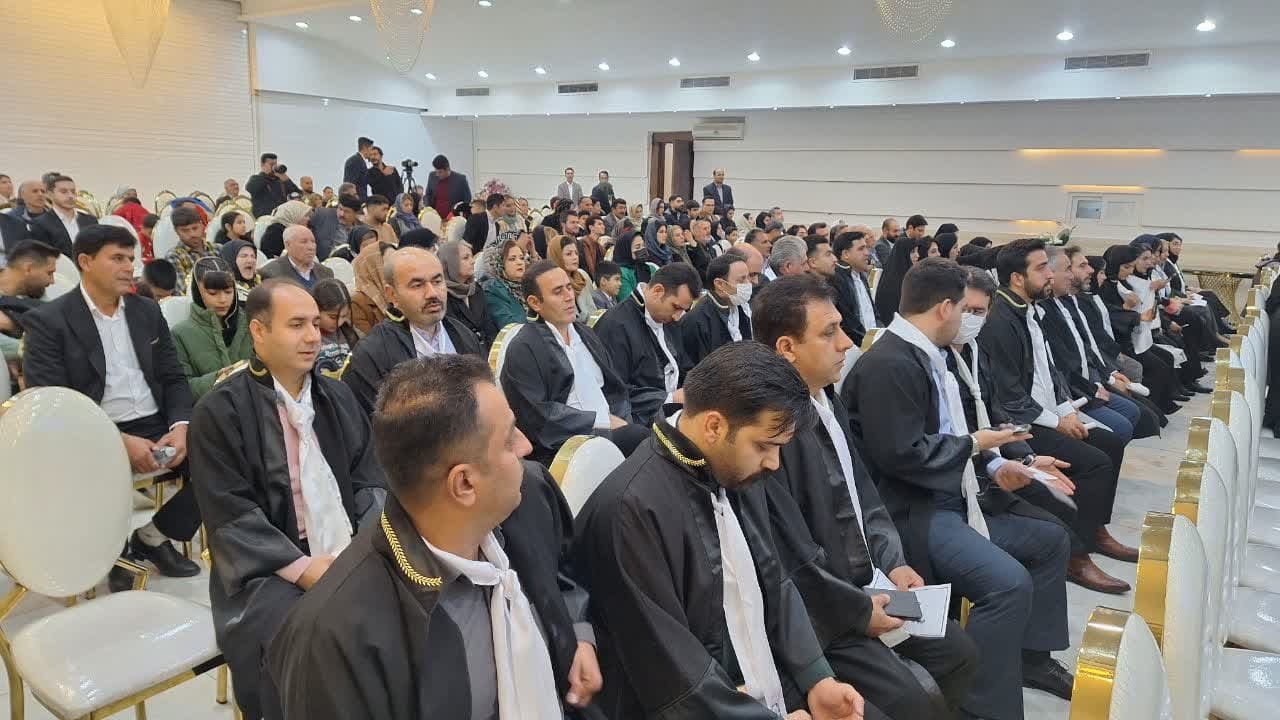 وکلای مجرب وکالت تخصصی را جدی بگیرند 