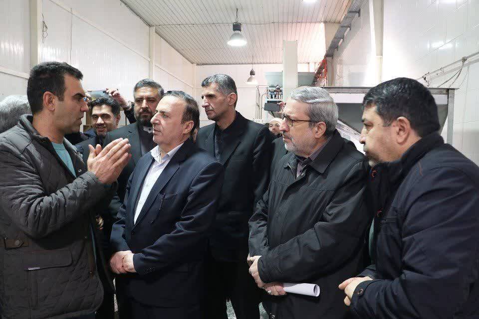 استاندار قزوین از صنایع غذایی سلیمی (بهفرین) بازدید کرد استاندار قزوین از صنایع غذایی سلیمی (بهفرین) بازدید کرد