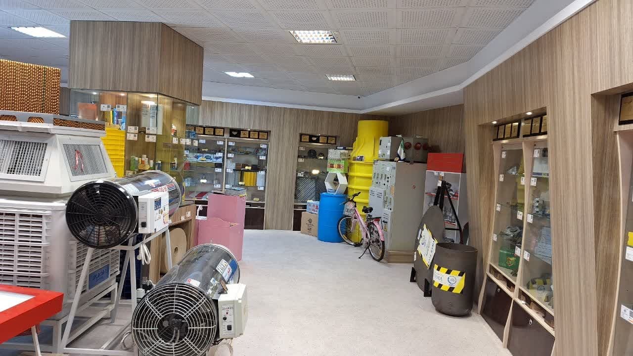 استاندار قزوین از نمایشگاه دستاورد صنایع کوچک بازدید کرد