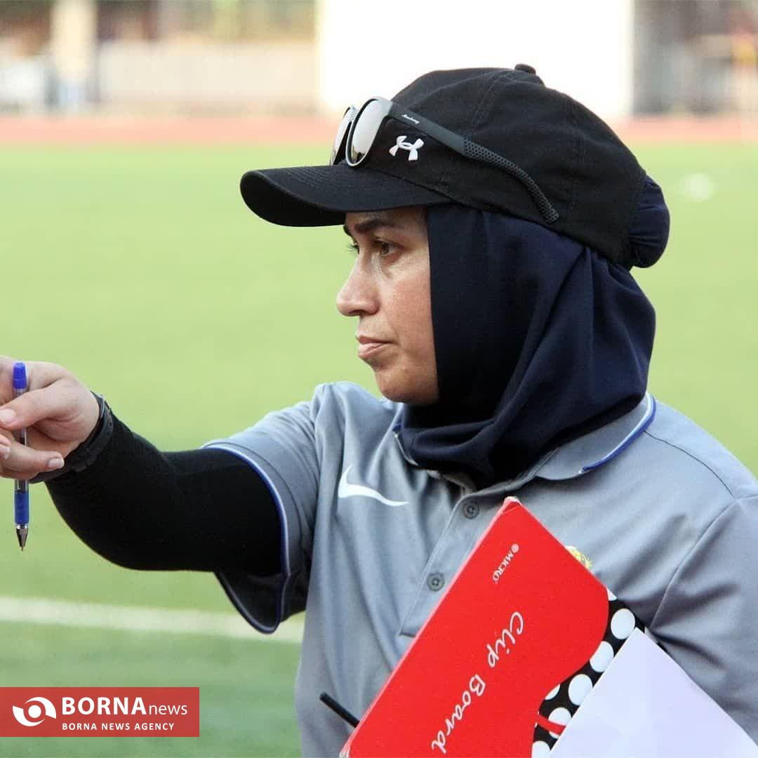 فوتبال بانوان با اندک حمایتی میتواند در میادین پرقدرتتر حاضر شود فوتبال بانوان با اندک حمایتی میتواند در میادین پرقدرتتر حاضر شود