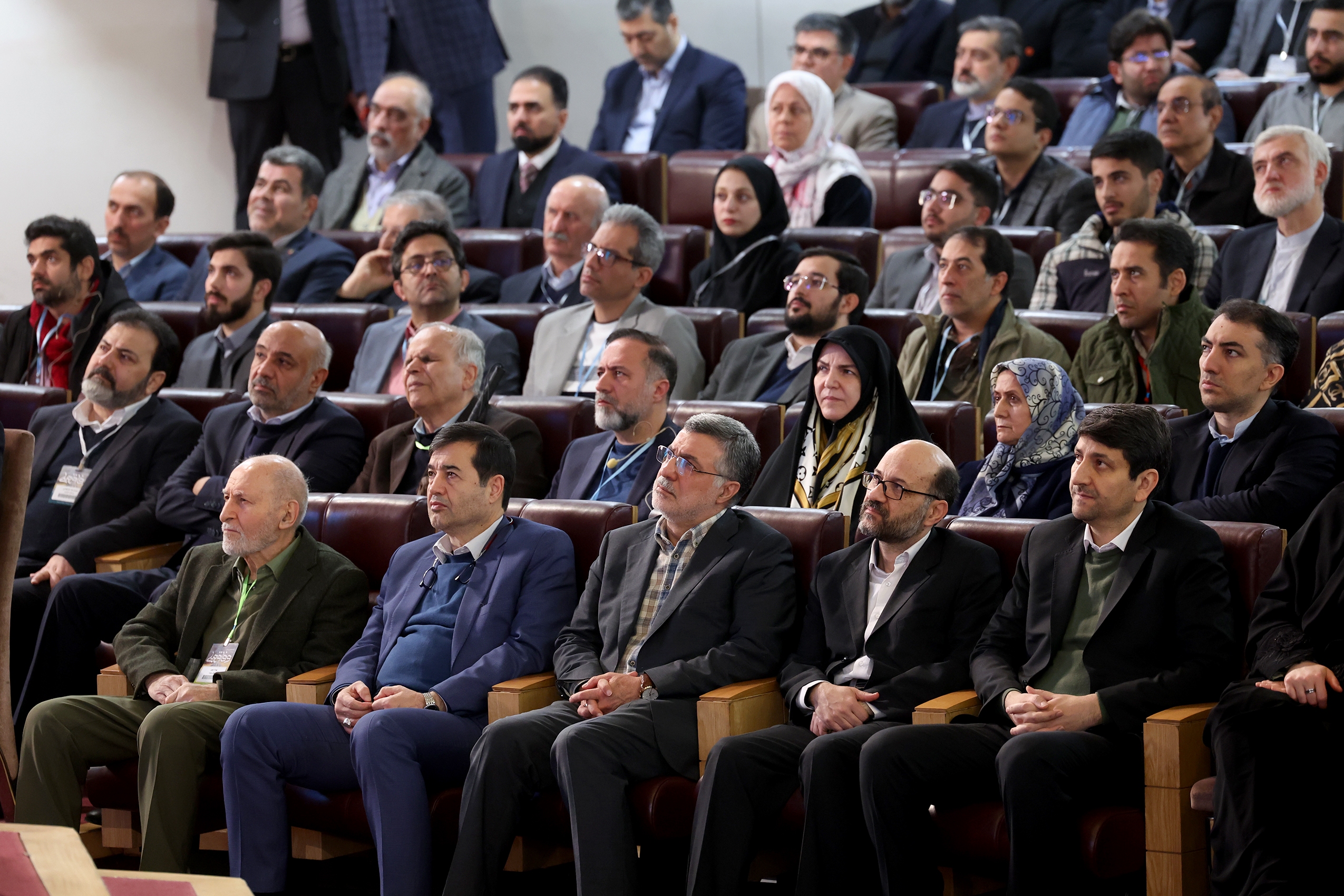 از بحران تا امید؛ وفاق ملی در کانون گفتوگوی چهرههای سیاسی از بحران تا امید؛ وفاق ملی در کانون گفتوگوی چهرههای سیاسی