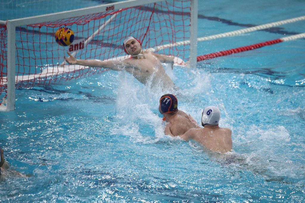 دانشگاه آزاد اسلامی ۴ - ۱۰ پالایش نفت؛ آبادان قهرمان لیگ برتر واتر پلو کشور شد + عکس