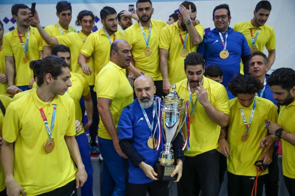 دانشگاه آزاد اسلامی ۴ - ۱۰ پالایش نفت؛ آبادان قهرمان لیگ برتر واتر پلو کشور شد + عکس