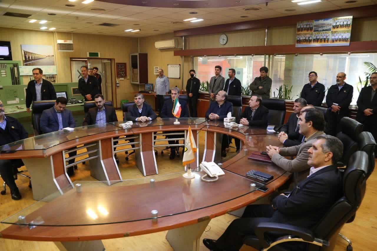 نیروگاه شهیدرجایی یکی از نیروگاه های حیاتی کشور است نیروگاه شهیدرجایی یکی از نیروگاه های حیاتی کشور است