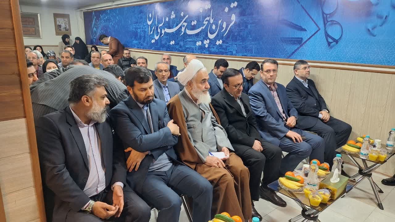 رسانه ها نقد منصفانه و امید آفرینی را سرلوحه کار خود قرار دهند 