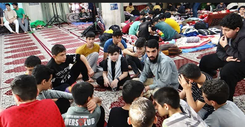 معتکفین با راهکارهای رعایت الگوی مصرف آشنا شدند معتکفین با راهکارهای رعایت الگوی مصرف آشنا شدند