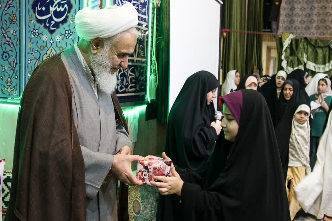 پایان سه روز بندگی و دلدادگی معتکفین قزوین