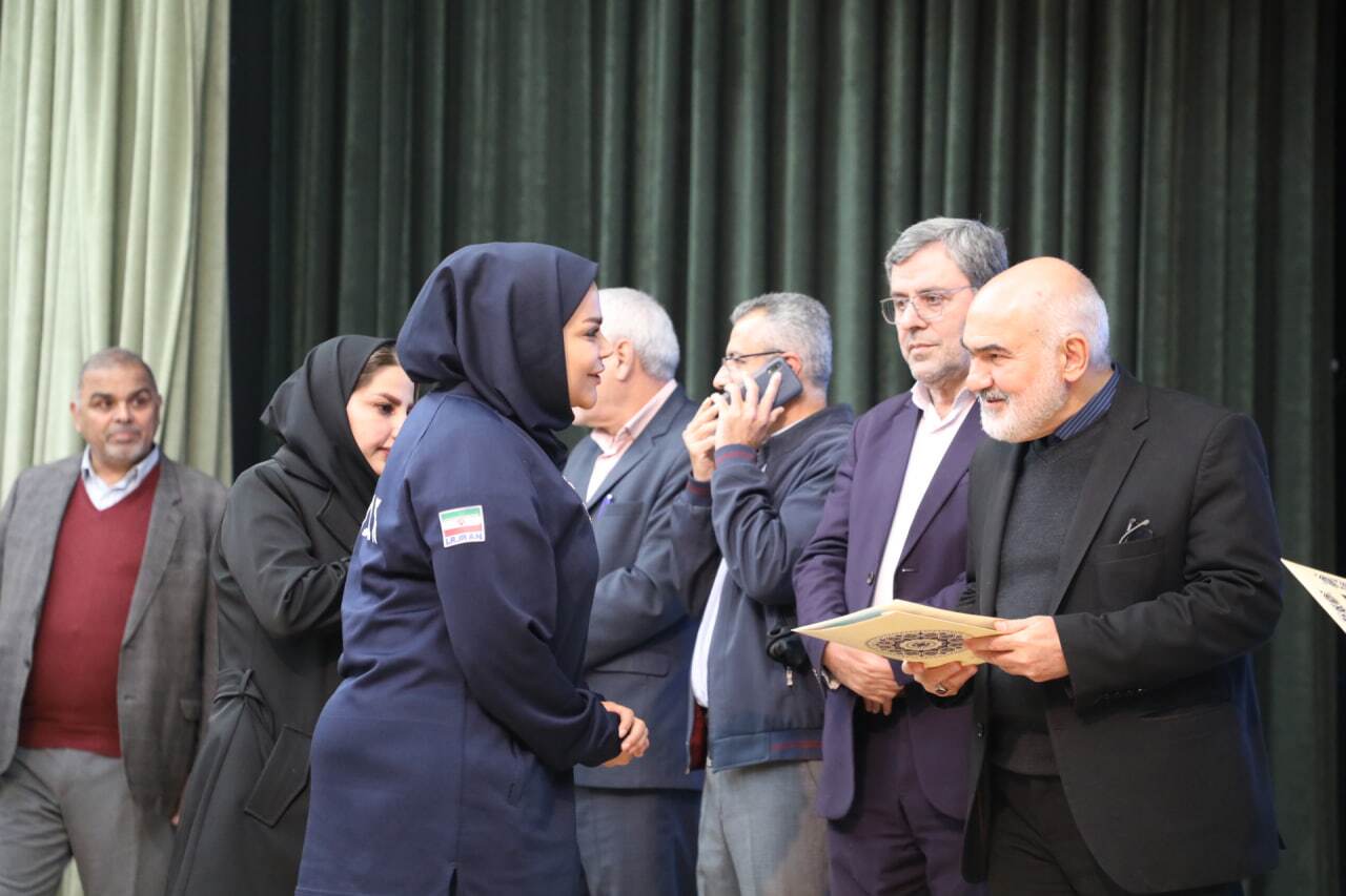  استاندار خوزستان: بانوان نخبه نقش کلیدی در توسعه استان دارند