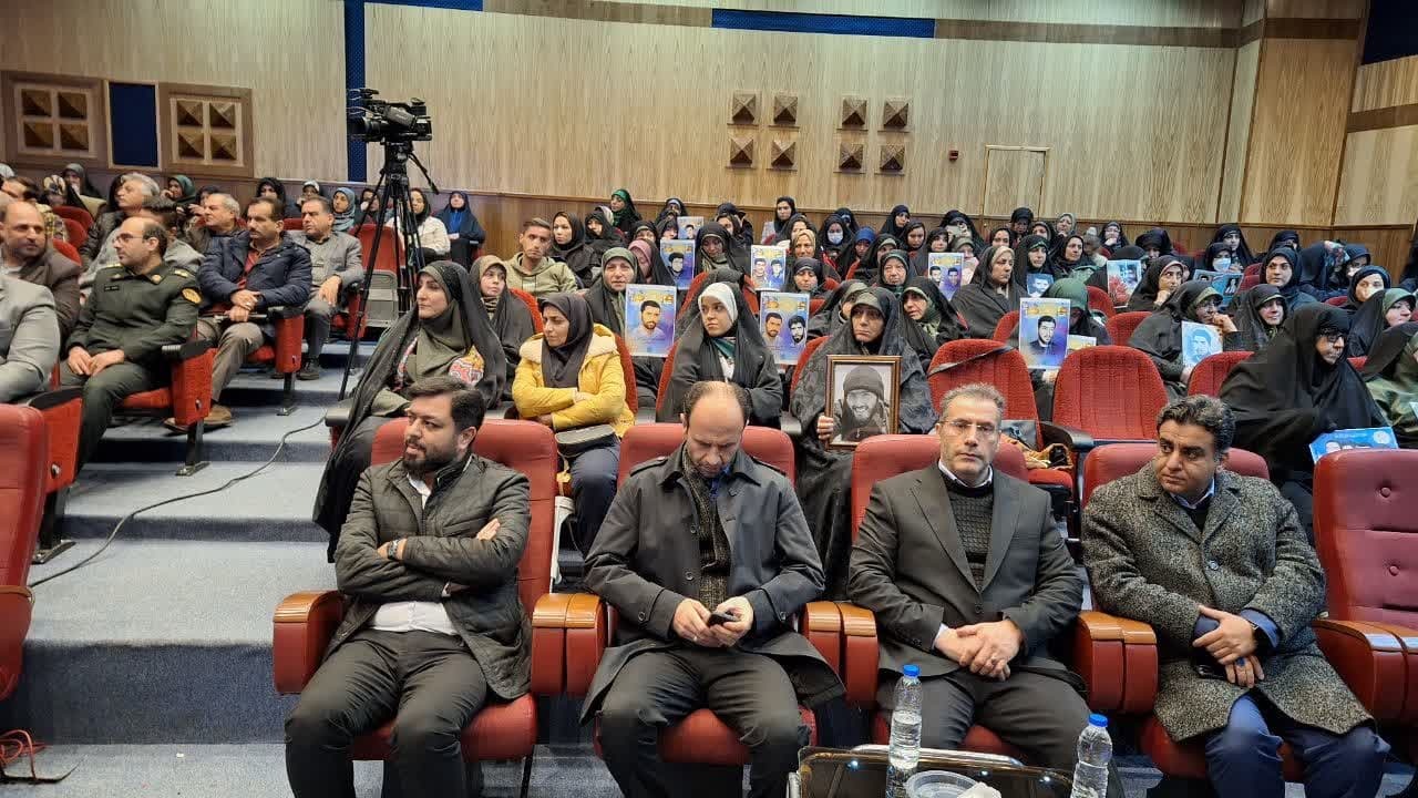 ویژگی مشترک همه شعرای دفاع مقدس داشتن شجاعت و تعهد و جوانمردی است