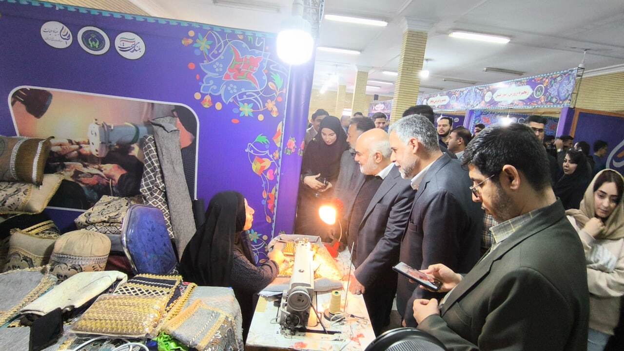 استاندار خوزستان: توانمندسازی ۷ هزار خانوار کمیته امداد در استان / باید از اقتصاد اعانه‌ای فاصله بگیریم