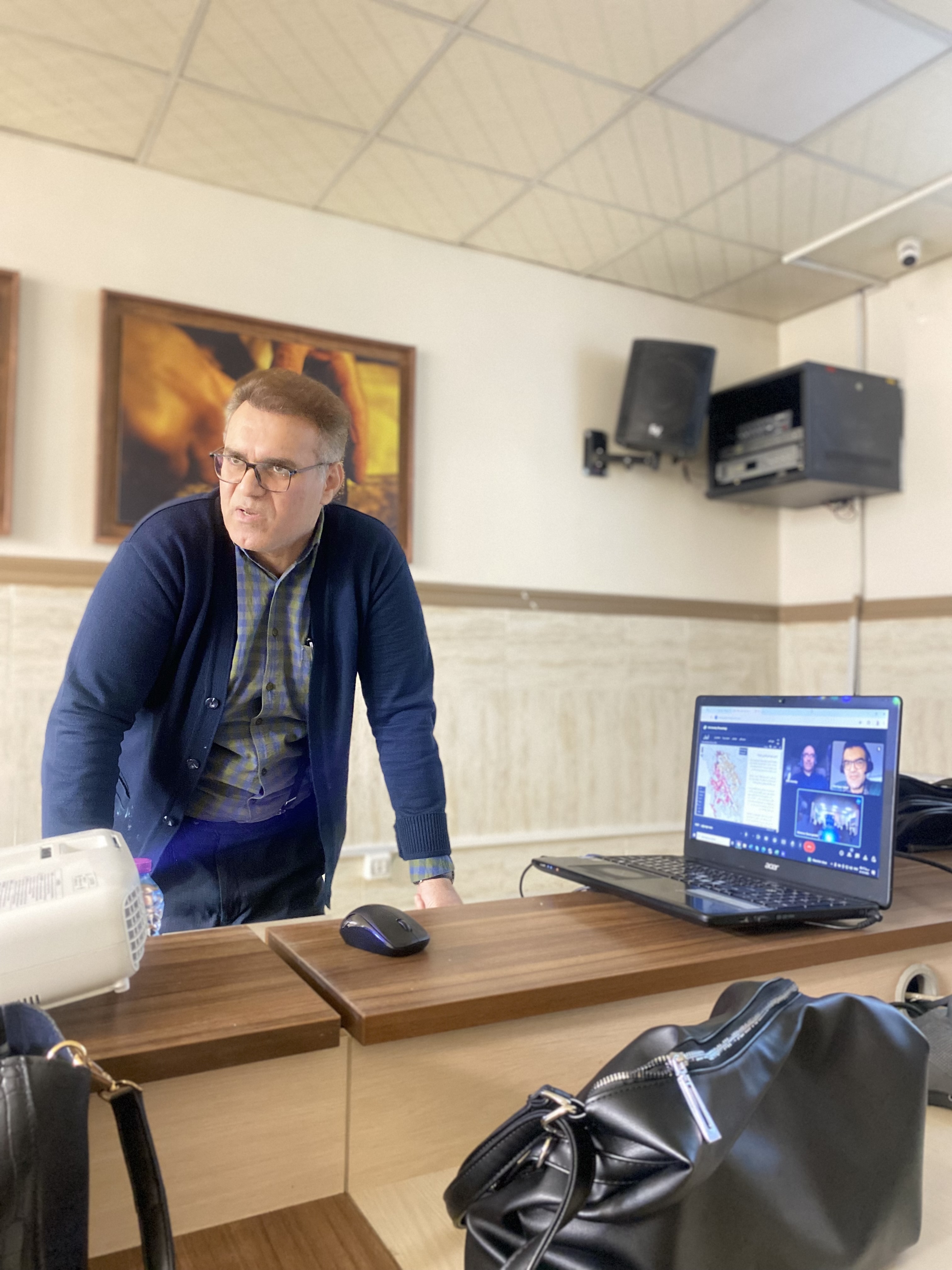 مراسم رونمایی از نقشه های پراکندگی زبانی خوزستان و کهگیلویه - بویراحمد برگزار شد مراسم رونمایی از نقشه های پراکندگی زبانی خوزستان و کهگیلویه - بویراحمد برگزار شد