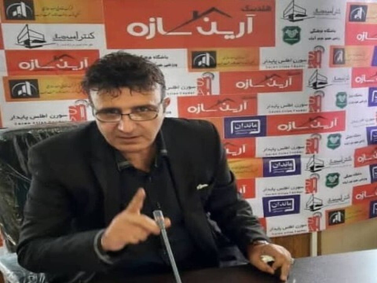 تجلیل از خبرنگار و تحلیل گر ورزشی لرستان