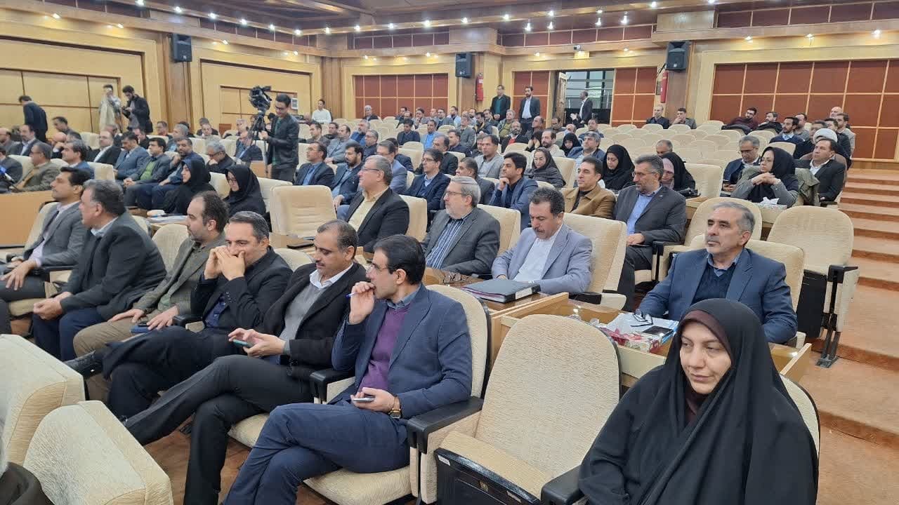 55 درصد انرژی برق توسط واحدهای صنعتی بزرگ قزوین مصرف می شود 55 درصد انرژی برق توسط واحدهای صنعتی بزرگ قزوین مصرف می شود