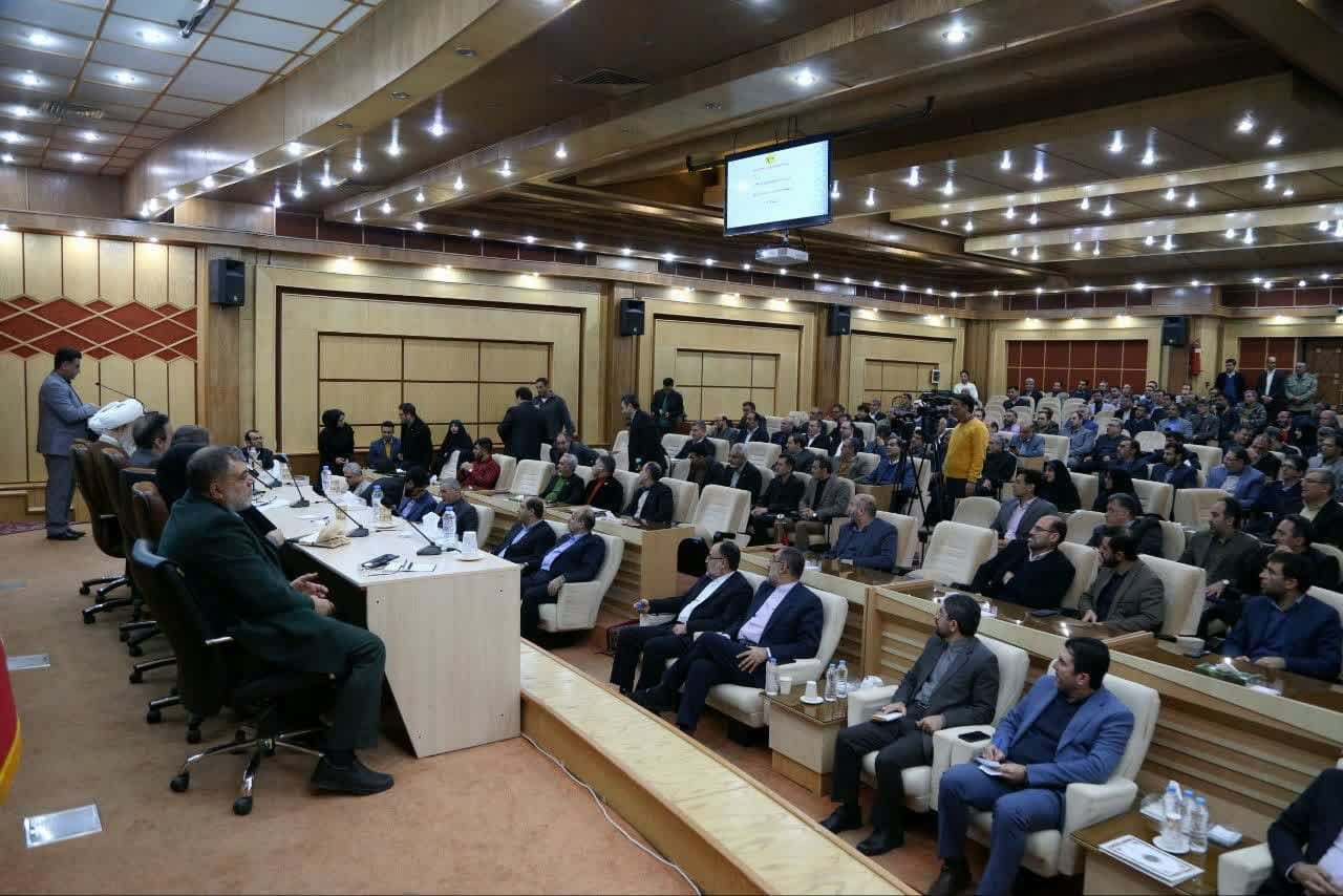 55 درصد انرژی برق توسط واحدهای صنعتی بزرگ قزوین مصرف می شود 55 درصد انرژی برق توسط واحدهای صنعتی بزرگ قزوین مصرف می شود