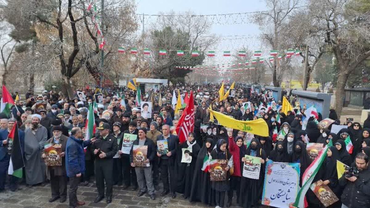 مردم قزوین حماسه ۹ دی را گرامیداشتند