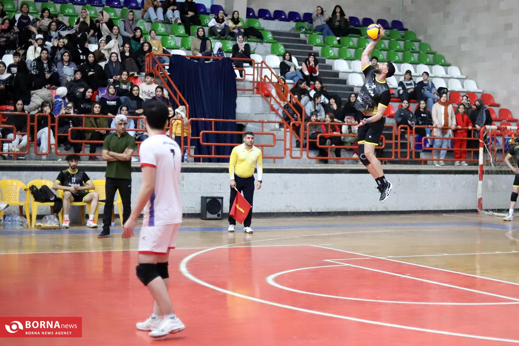 کرمانشاه با نتیجه سه بر دو مغلوب بهار کردستان شد کرمانشاه با نتیجه سه بر دو مغلوب بهار کردستان شد