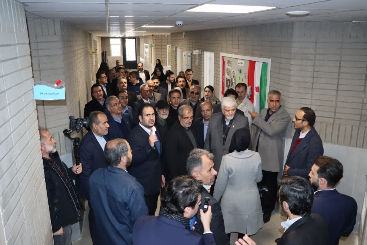 هنرستان ۱۲ کلاسه بانک پاسارگاد نصرت آباد افتتاح شد