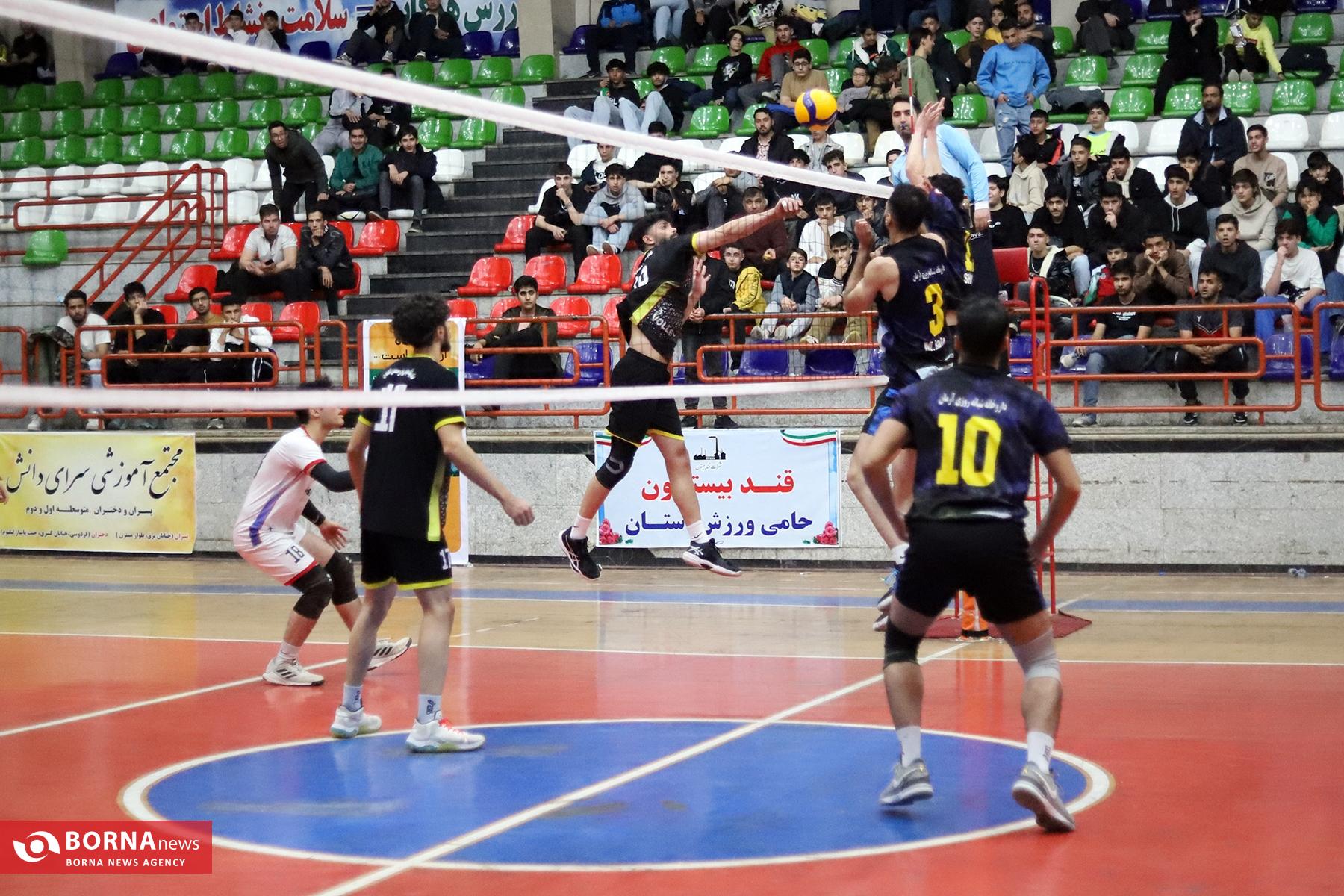گزارش تصویری|تیم والیبال شهرداری کرمانشاه مغلوب پارگوم تالش شد