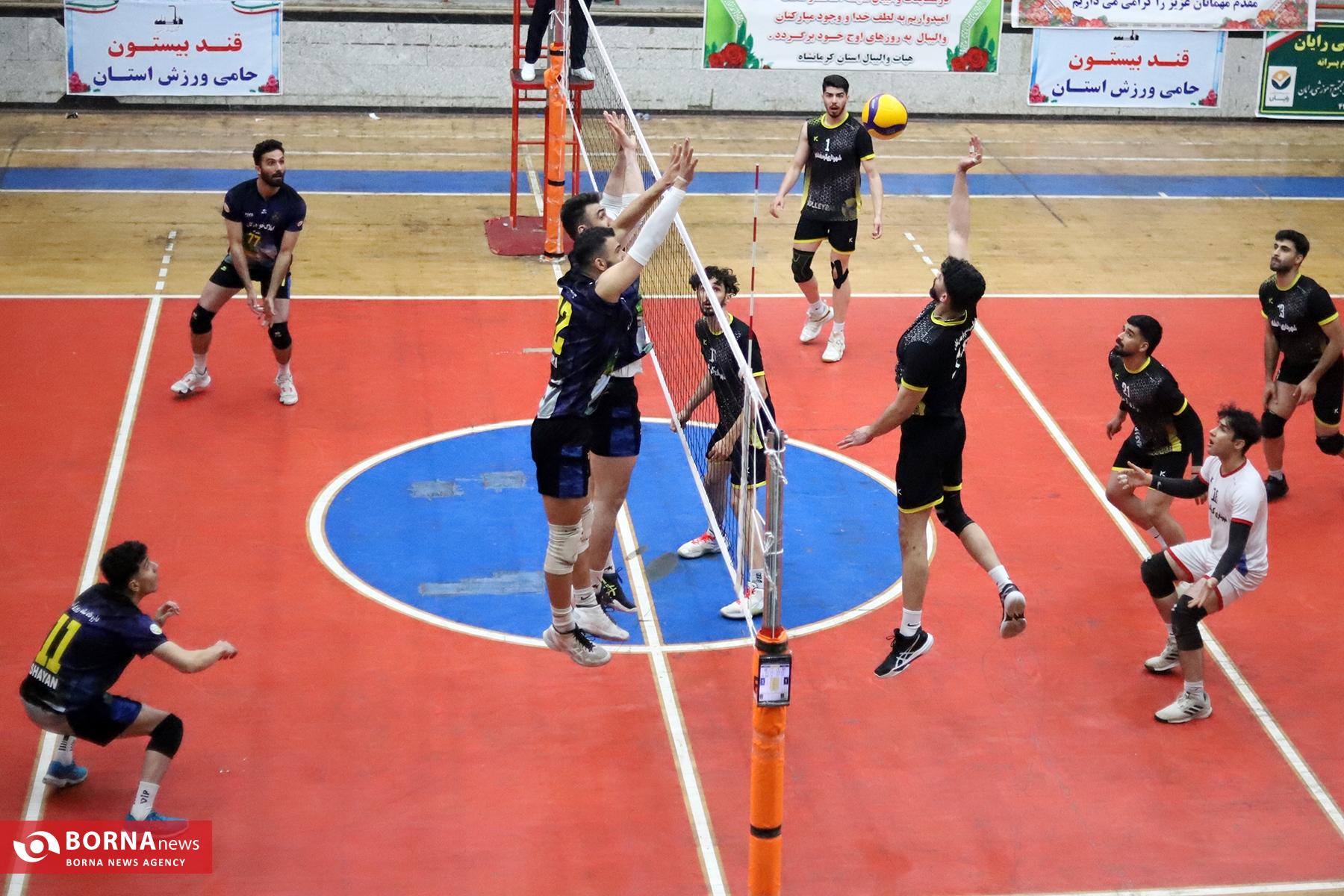 گزارش تصویری|تیم والیبال شهرداری کرمانشاه مغلوب پارگوم تالش شد