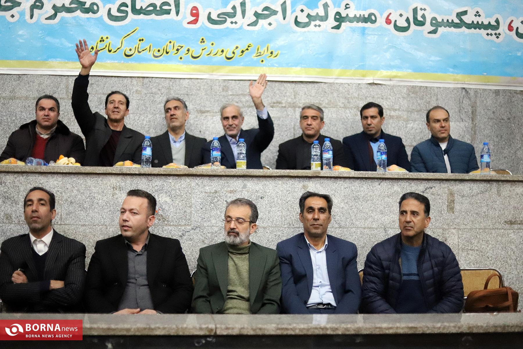 گزارش تصویری|تیم والیبال شهرداری کرمانشاه مغلوب پارگوم تالش شد